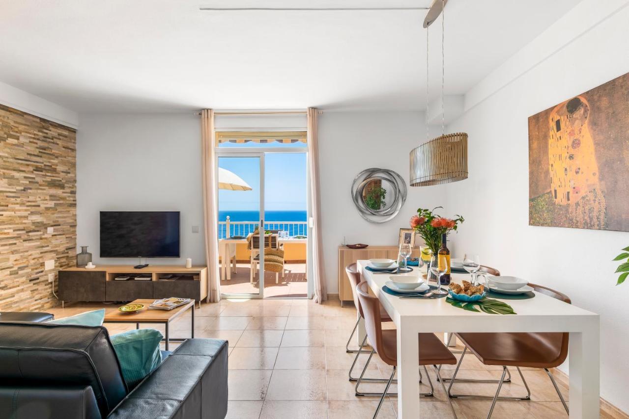 Beachfront Triplex With Swimming Pool & Parking Radazul Екстериор снимка