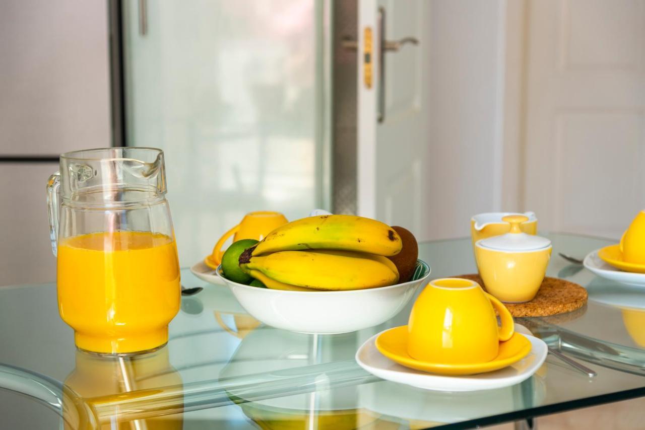 Beachfront Triplex With Swimming Pool & Parking Radazul Екстериор снимка
