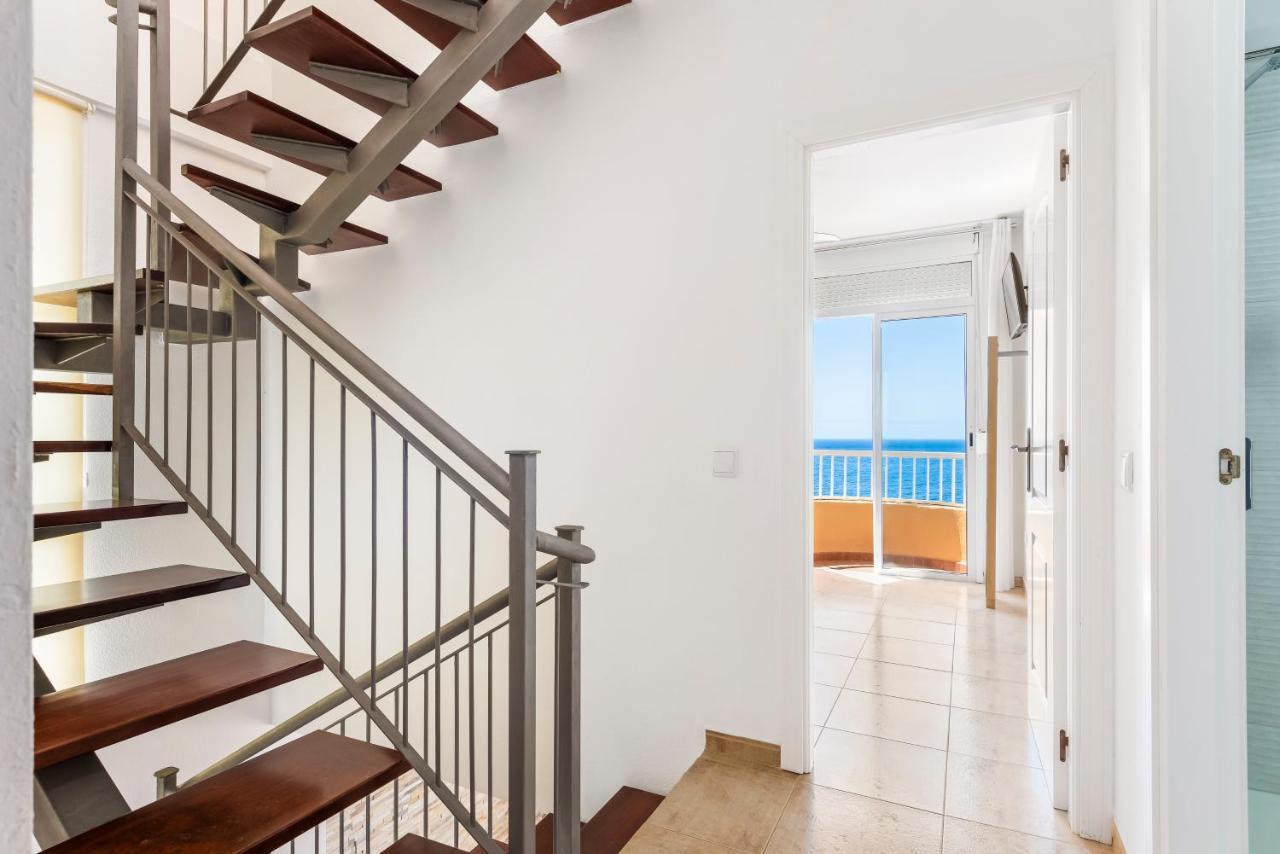 Beachfront Triplex With Swimming Pool & Parking Radazul Екстериор снимка