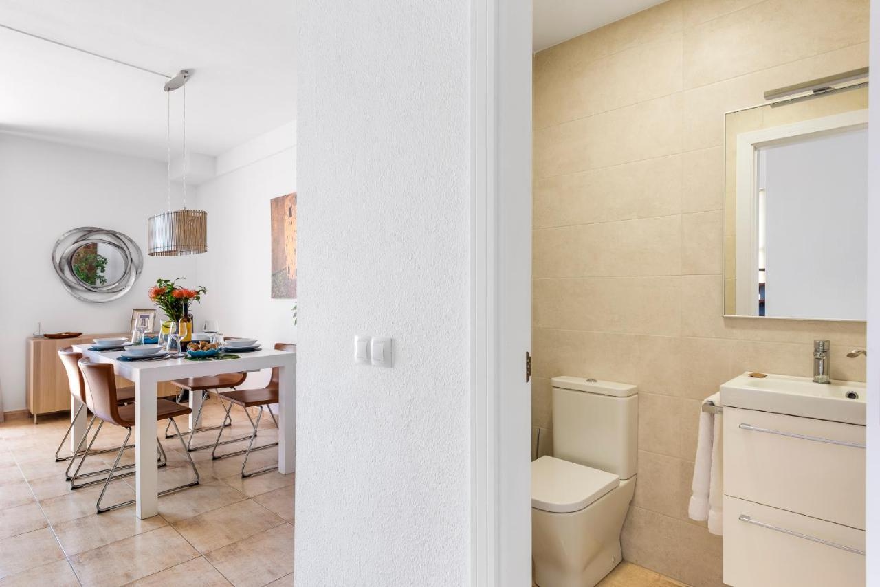 Beachfront Triplex With Swimming Pool & Parking Radazul Екстериор снимка